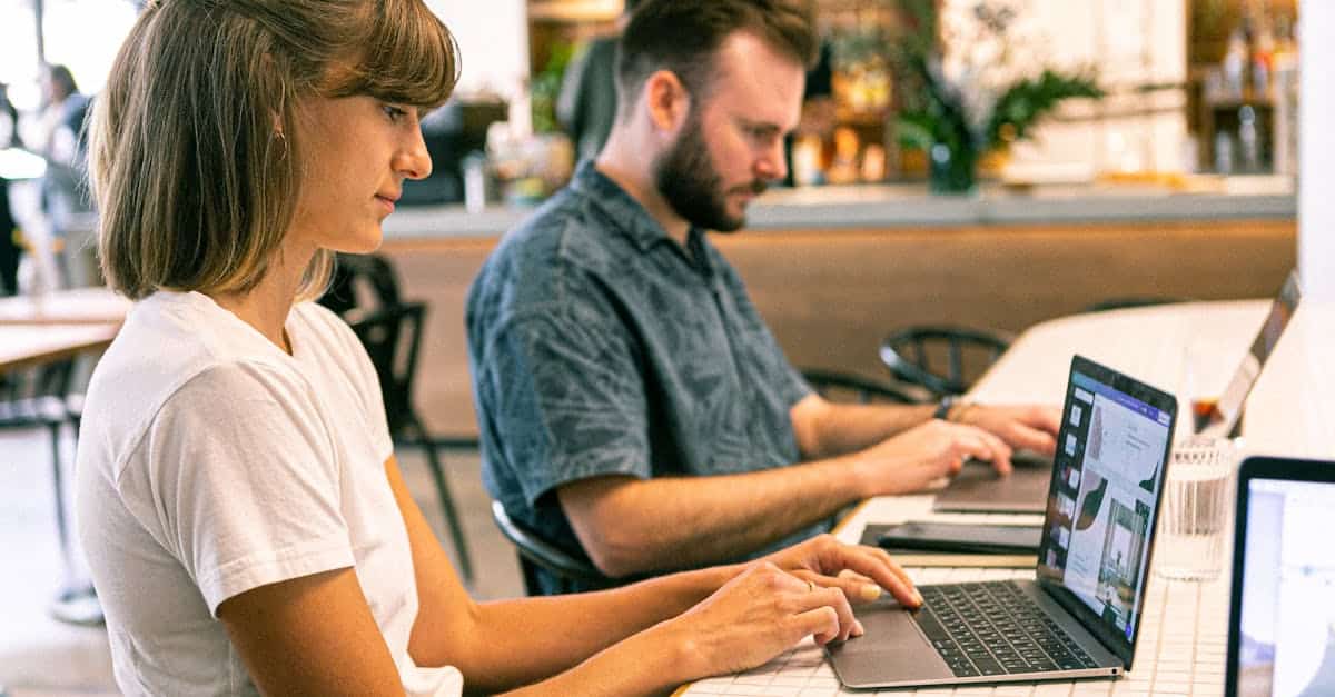 découvrez l'univers du freelance : libertés professionnelles, gestion de son propre emploi du temps et la possibilité de travailler sur des projets passionnants. apprenez à naviguer dans cet écosystème dynamique et à développer vos compétences pour réussir en tant que travailleur indépendant.