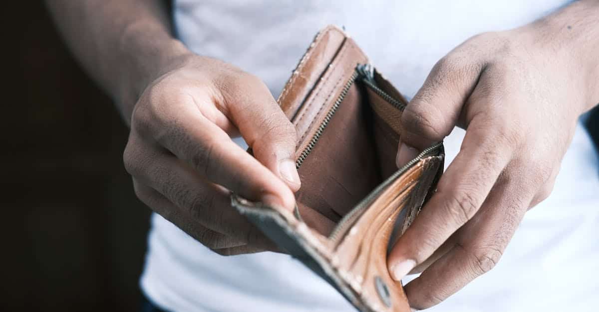 découvrez les coûts de la vie en tant que freelance : conseils pratiques, estimation des dépenses mensuelles, et astuces pour optimiser votre budget tout en profitant de la flexibilité du travail indépendant.