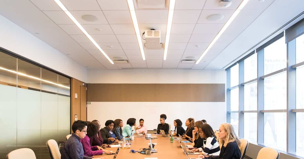 découvrez des conseils pratiques et des idées innovantes pour améliorer l'efficacité de vos réunions. apprenez à organiser des meetings productifs qui favorisent la collaboration et l'engagement de votre équipe.