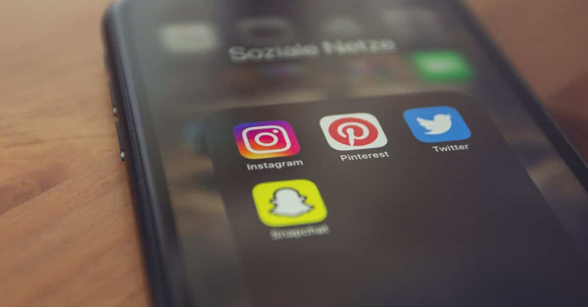 Tout savoir sur les applications mobiles : définitions, conseils pratiques et exemples inspirants 2 découvrez les applications mobiles innovantes qui transforment votre quotidien. explorez notre vaste gamme d'applications conçues pour améliorer votre productivité, faciliter vos tâches quotidiennes et enrichir votre divertissement. téléchargez dès maintenant pour vivre une expérience mobile inégalée.
