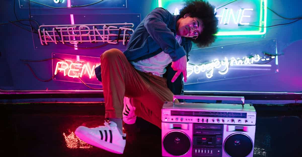 découvrez l'univers captivant de tiktok, l'application de partage de vidéos courtes qui fait le buzz. explorez des tendances créatives, des défis amusants et des contenus inspirants, tout en vous connectant avec une communauté mondiale d'utilisateurs passionnés.