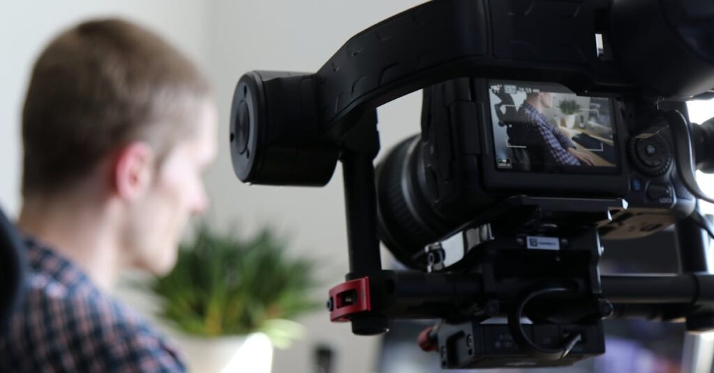 Cinq raisons incontournables d'augmenter votre production vidéo 4 découvrez notre service de production vidéo, offrant des solutions créatives et professionnelles pour tous vos projets. que ce soit pour des publicités, des événements ou des vidéos d'entreprise, nous mettons notre expertise à votre service pour capturer vos idées avec passion et innovation.