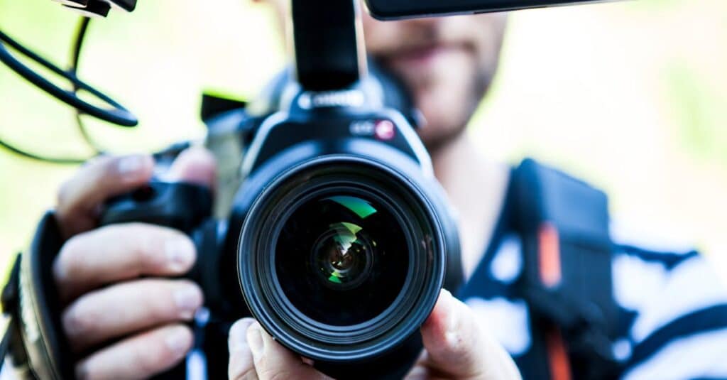 Stratégies Vidéo : 7 Astuces Infaillibles pour Augmenter Vos Vues sur YouTube 3 découvrez des stratégies gagnantes pour optimiser votre chaîne youtube, attirer plus d'abonnés et augmenter votre engagement. apprenez à créer du contenu captivant, à utiliser les bonnes techniques de référencement et à analyser vos performances pour réussir sur la plateforme.